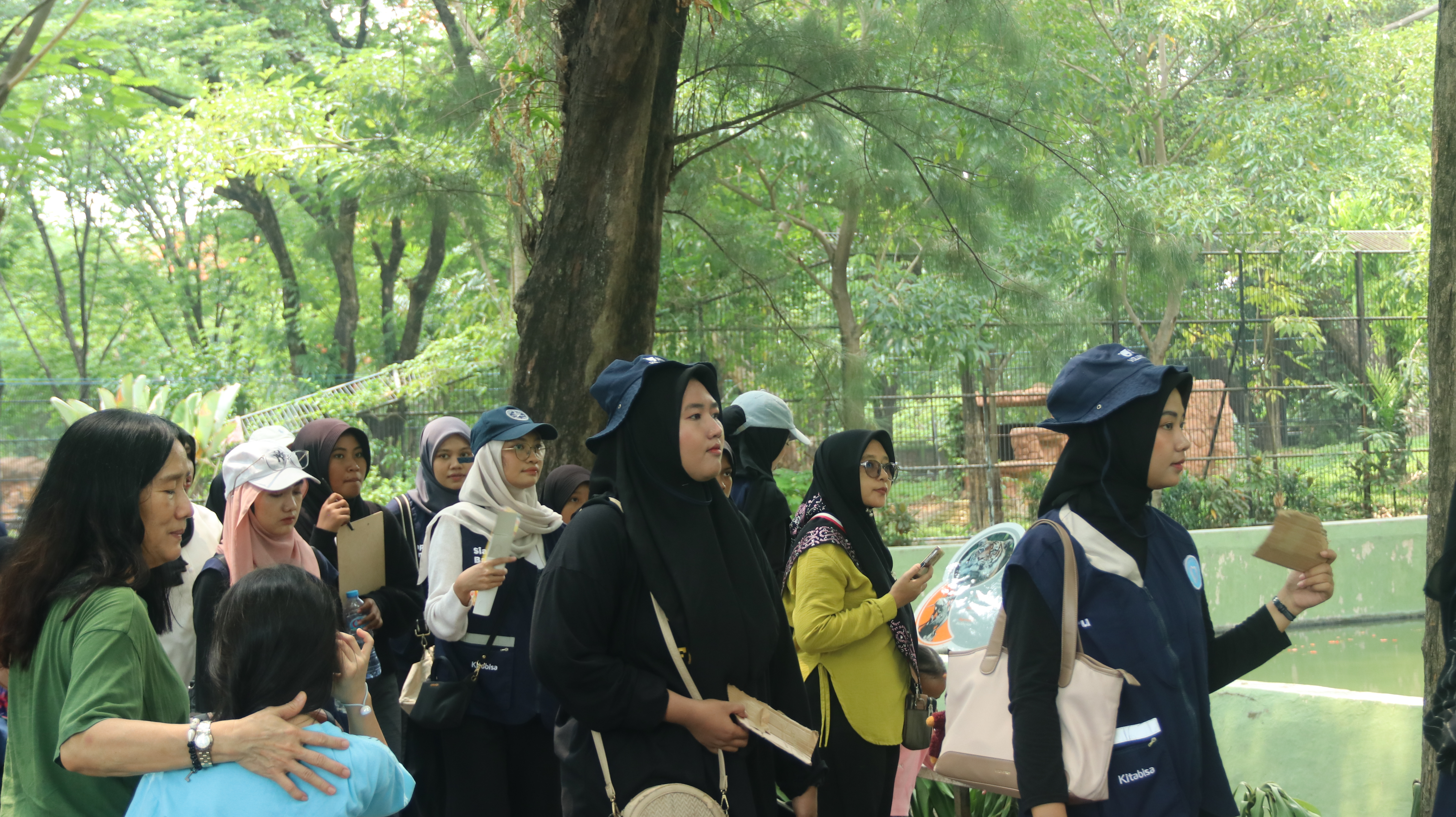 Galeri Senyum Perempuan